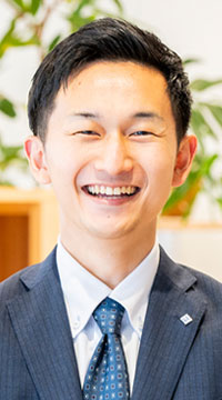 新産住拓スタッフ